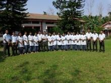 Student teachers in their new dress code (2015-16)